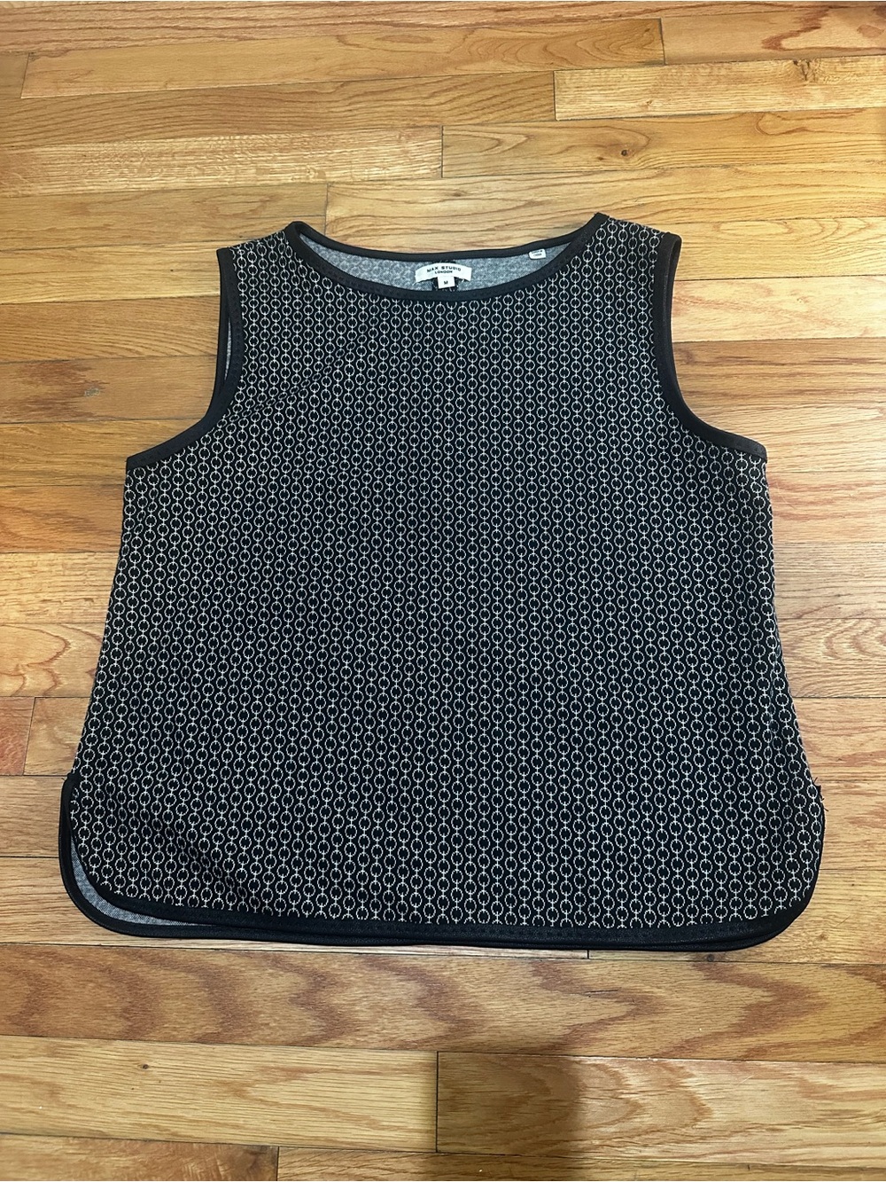 Max Studio Women’s Tank Black & White Sleeveless Geometric Chain‎ Pattern
